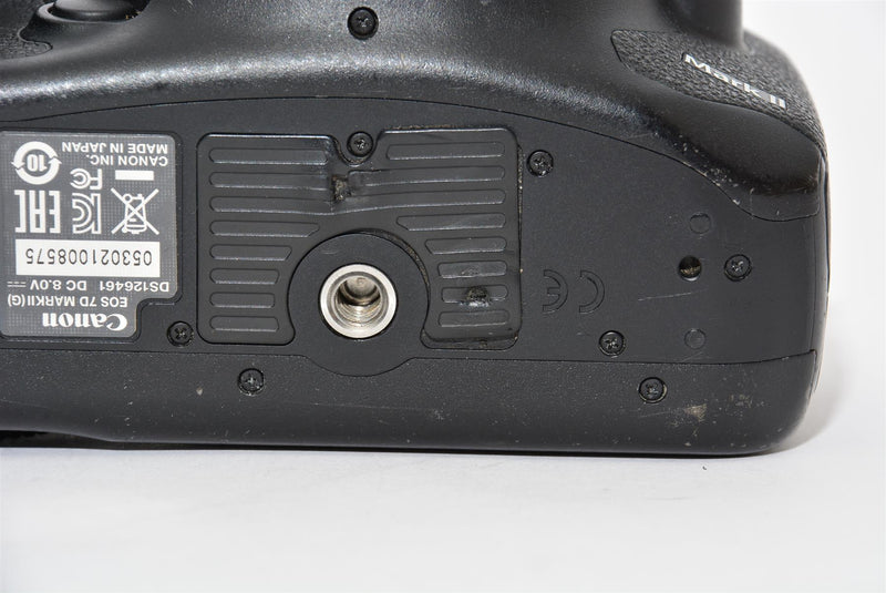 Used Canon EOS 7D Mark II DSLR Camera