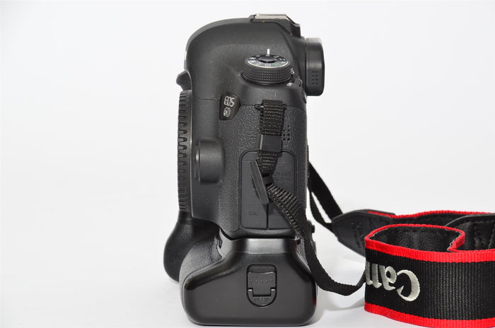 Used Canon EOS 6D + MK-6D Battery Pack