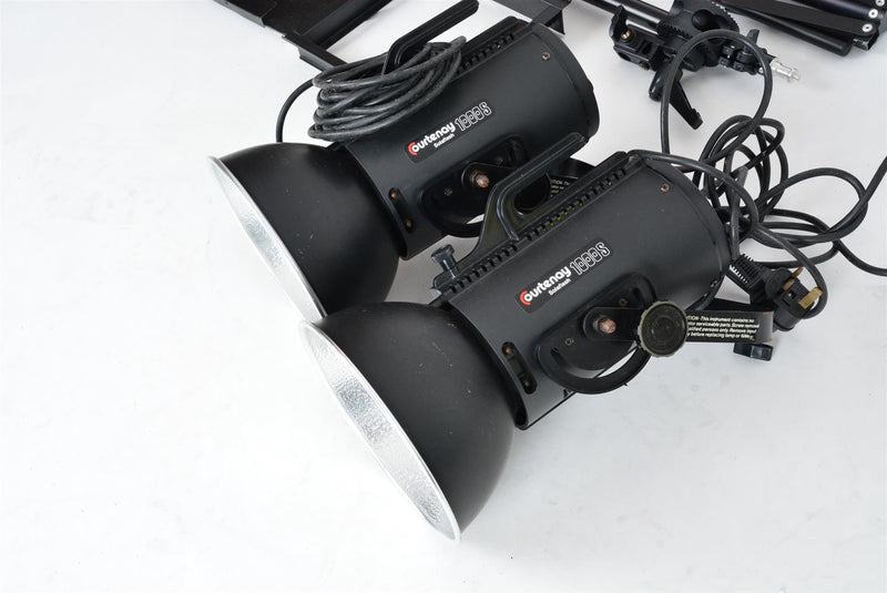 Used Courtenay Studio Lighting Kit