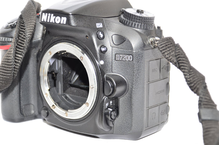 Used Nikon D7200 DSLR