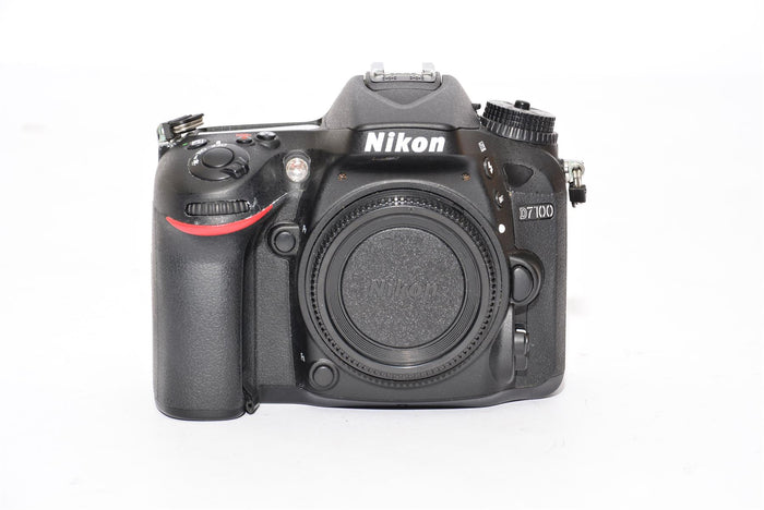 Used Nikon D7100 DSLR Camera